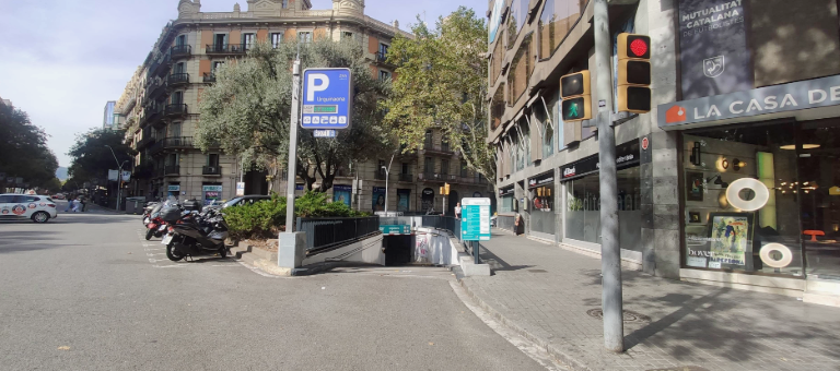 Parking Saba Bamsa Plaça Urquinona